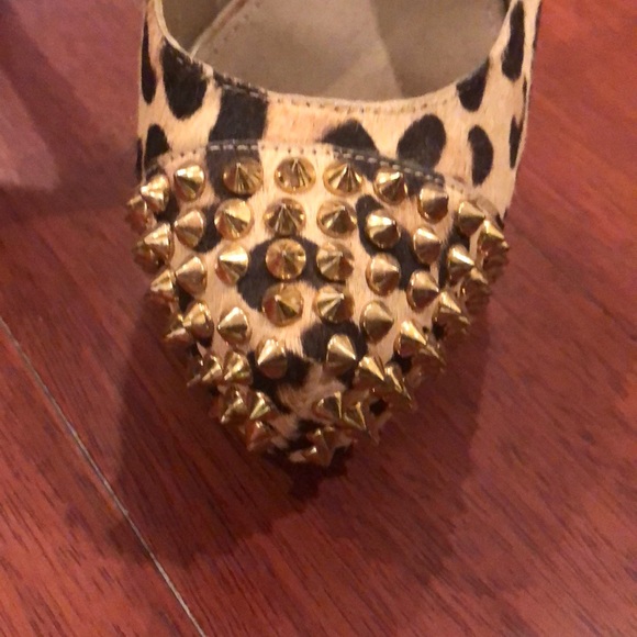 Steve Madden Leopard Print Shoes - Picture 3 of 5